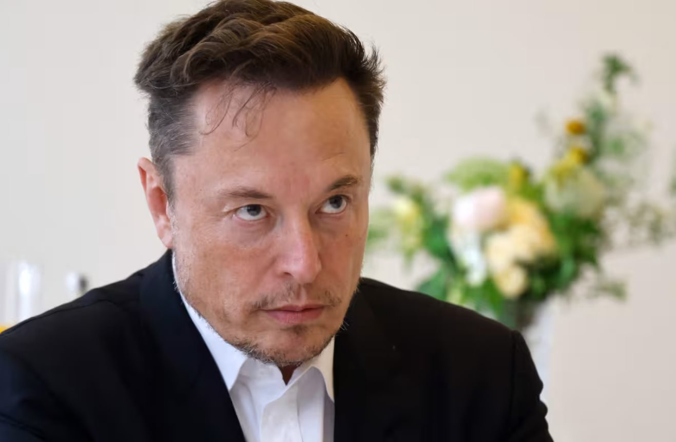 Sai lầm chí mạng Elon Musk vừa mắc phải khiến Tesla bay 152 tỷ USD vốn hóa chỉ trong 1 ngày, cả hệ sinh thái kinh doanh đang lâm nguy- Ảnh 1. Sai lầm chí mạng Elon Musk vừa mắc phải khiến Tesla bay 152 tỷ USD vốn hóa chỉ trong 1 ngày, cả hệ sinh thái kinh doanh đang lâm nguy- Ảnh 1.