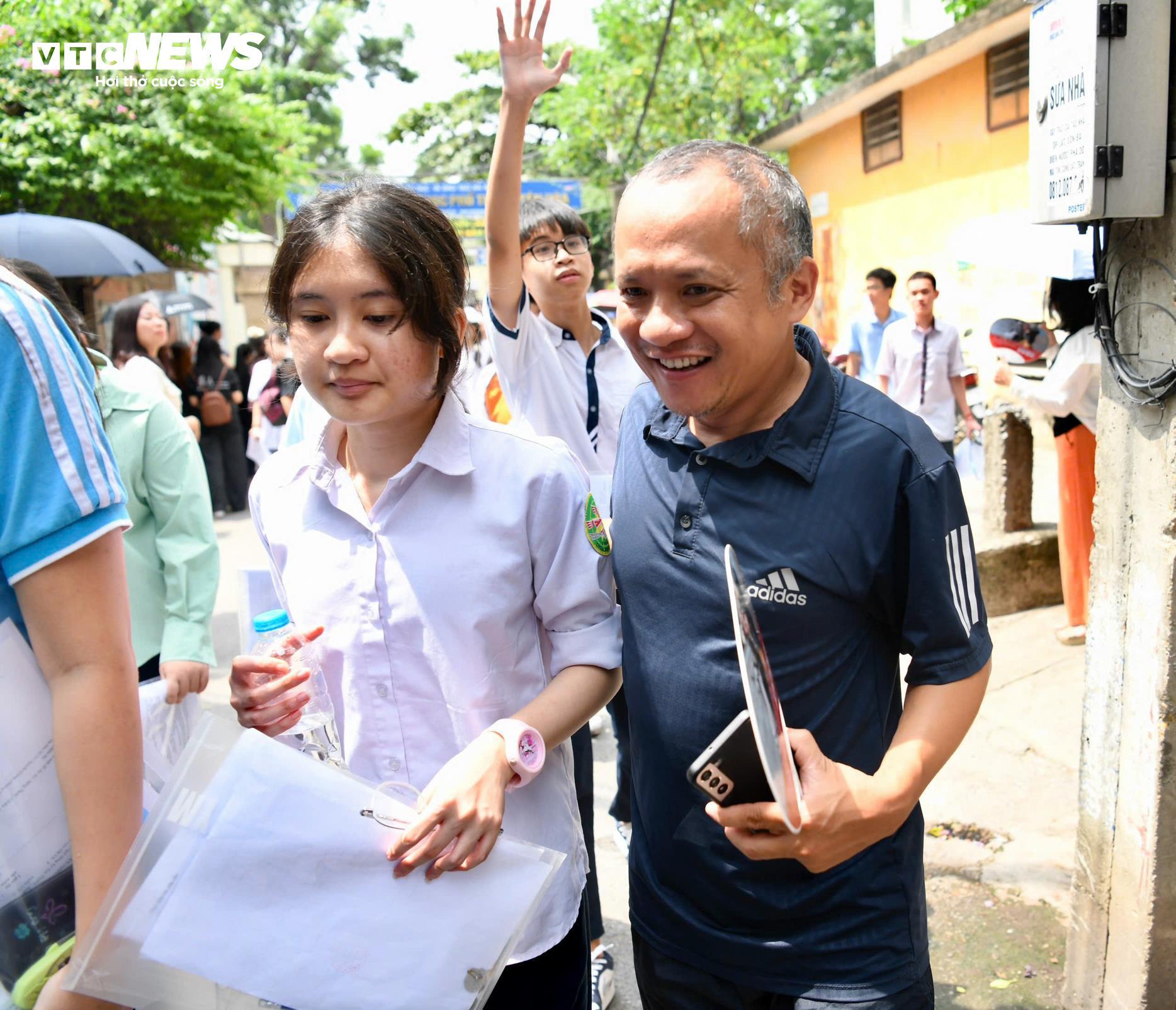 'Trúng tủ đề', thí sinh viết liền 8 trang giấy, nắm chắc 8 điểm trong tay- Ảnh 15.