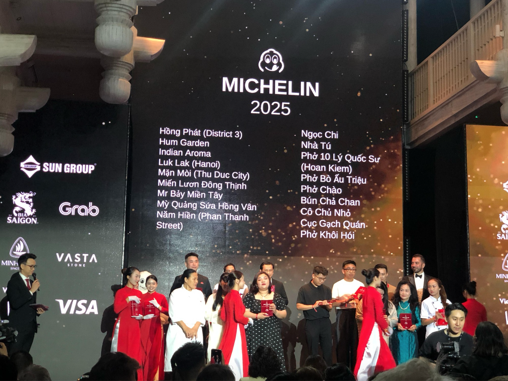 Một quán ăn miền Tây nằm giữa Hà Nội bỗng lọt danh sách MICHELIN Guide khiến dân mạng thấy khó hiểu, càng thêm hoài nghi về tiêu chí lựa chọn- Ảnh 1. Một quán ăn miền Tây nằm giữa Hà Nội bỗng lọt danh sách MICHELIN Guide khiến dân mạng thấy khó hiểu, càng thêm hoài nghi về tiêu chí lựa chọn- Ảnh 1.