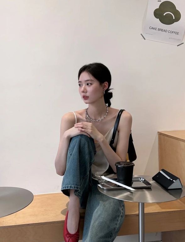 Cách chi tiêu của cô vợ đang thất nghiệp ở Hà Nội khiến tất cả nhíu mày: Đồ ăn xin bố mẹ, thuê nhà 6 triệu, tiền gửi xe 2 triệu!- Ảnh 1. Cách chi tiêu của cô vợ đang thất nghiệp ở Hà Nội khiến tất cả nhíu mày: Đồ ăn xin bố mẹ, thuê nhà 6 triệu, tiền gửi xe 2 triệu!- Ảnh 1.