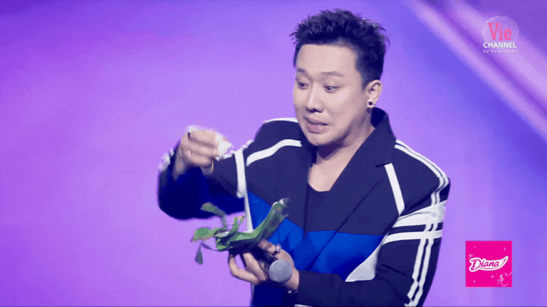 Món ăn gây “náo loạn” Em Xinh Say Hi, đến cả Trấn Thành cũng phải ngừng dẫn chương trình để thưởng thức- Ảnh 2. Món ăn gây “náo loạn” Em Xinh Say Hi, đến cả Trấn Thành cũng phải ngừng dẫn chương trình để thưởng thức- Ảnh 2.