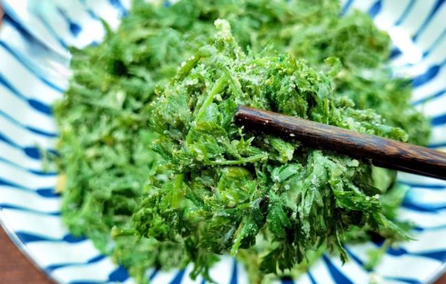 Loại cây quen thuộc người Việt chỉ ăn củ, không ngờ lá cũng là "kho báu"- Ảnh 5. Loại cây quen thuộc người Việt chỉ ăn củ, không ngờ lá cũng là "kho báu"- Ảnh 5.
