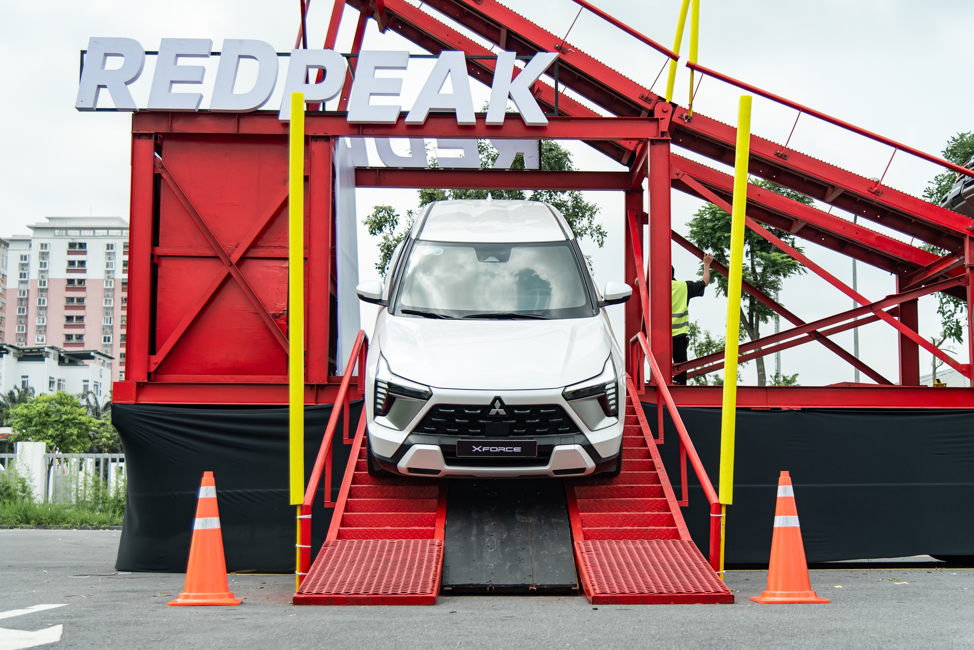 Vắt sức Mitsubishi Xforce leo dốc cao 8 mét và loạt bài thử ra trò, lại còn free tại Hà Nội- Ảnh 20. Vắt sức Mitsubishi Xforce leo dốc cao 8 mét và loạt bài thử ra trò, lại còn free tại Hà Nội- Ảnh 20.