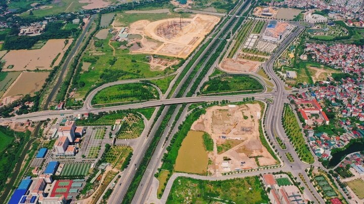 Hà Nội: Đất nền ven vành đai 4 lại 'nổi sóng'- Ảnh 1. Hà Nội: Đất nền ven vành đai 4 lại 'nổi sóng'- Ảnh 1.