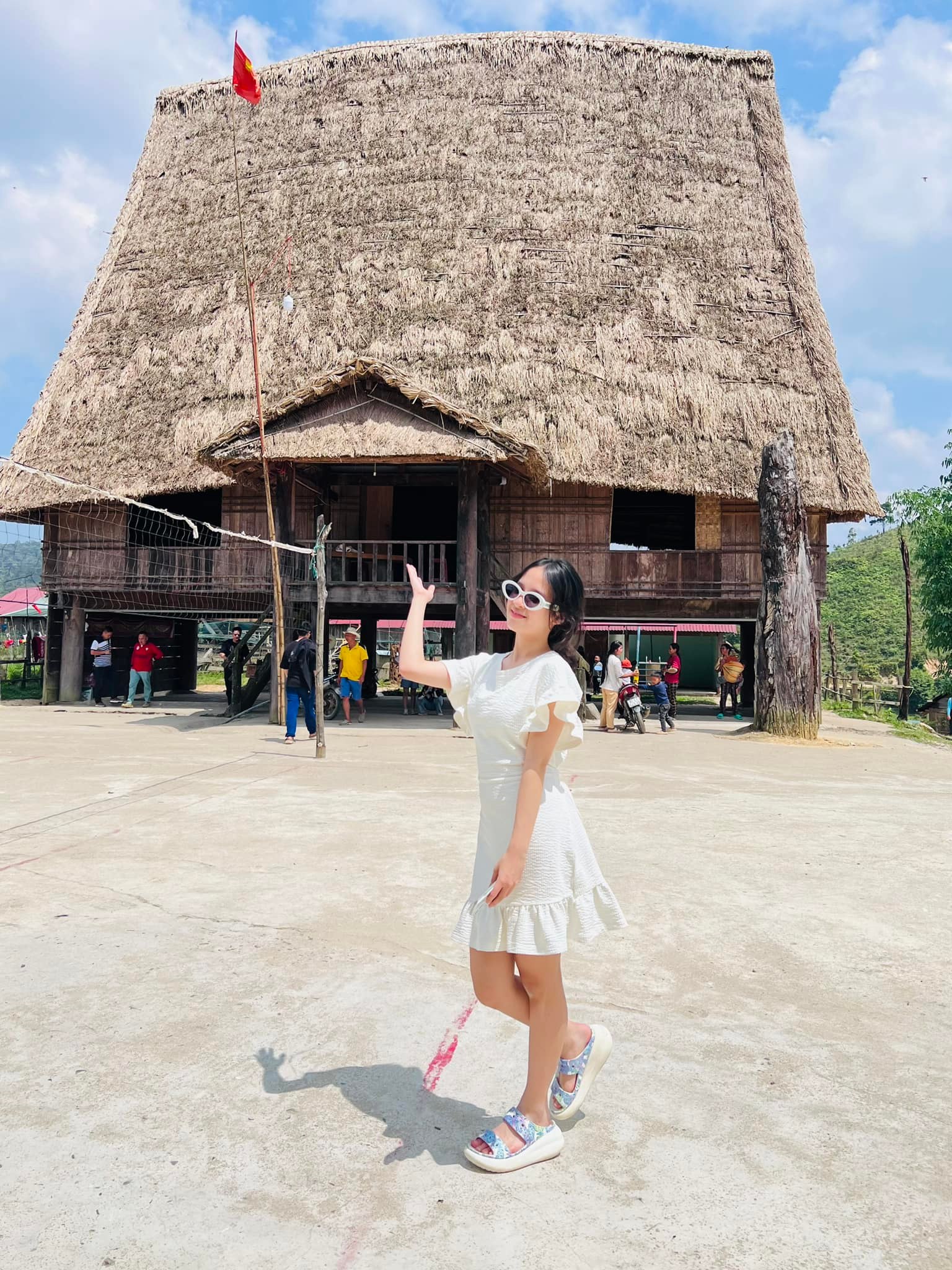 Những Những