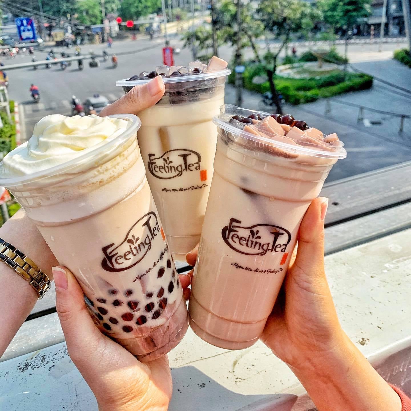 1 thương hiệu trà sữa ai cũng biết tên, trường tồn hơn 2 thập kỷ: Mặc cho loạt “măng non” ra đời, chỉ cần 1 topic nhắc tên cũng hút hơn 10.500 lượt thích- Ảnh 2. 1 thương hiệu trà sữa ai cũng biết tên, trường tồn hơn 2 thập kỷ: Mặc cho loạt “măng non” ra đời, chỉ cần 1 topic nhắc tên cũng hút hơn 10.500 lượt thích- Ảnh 2.
