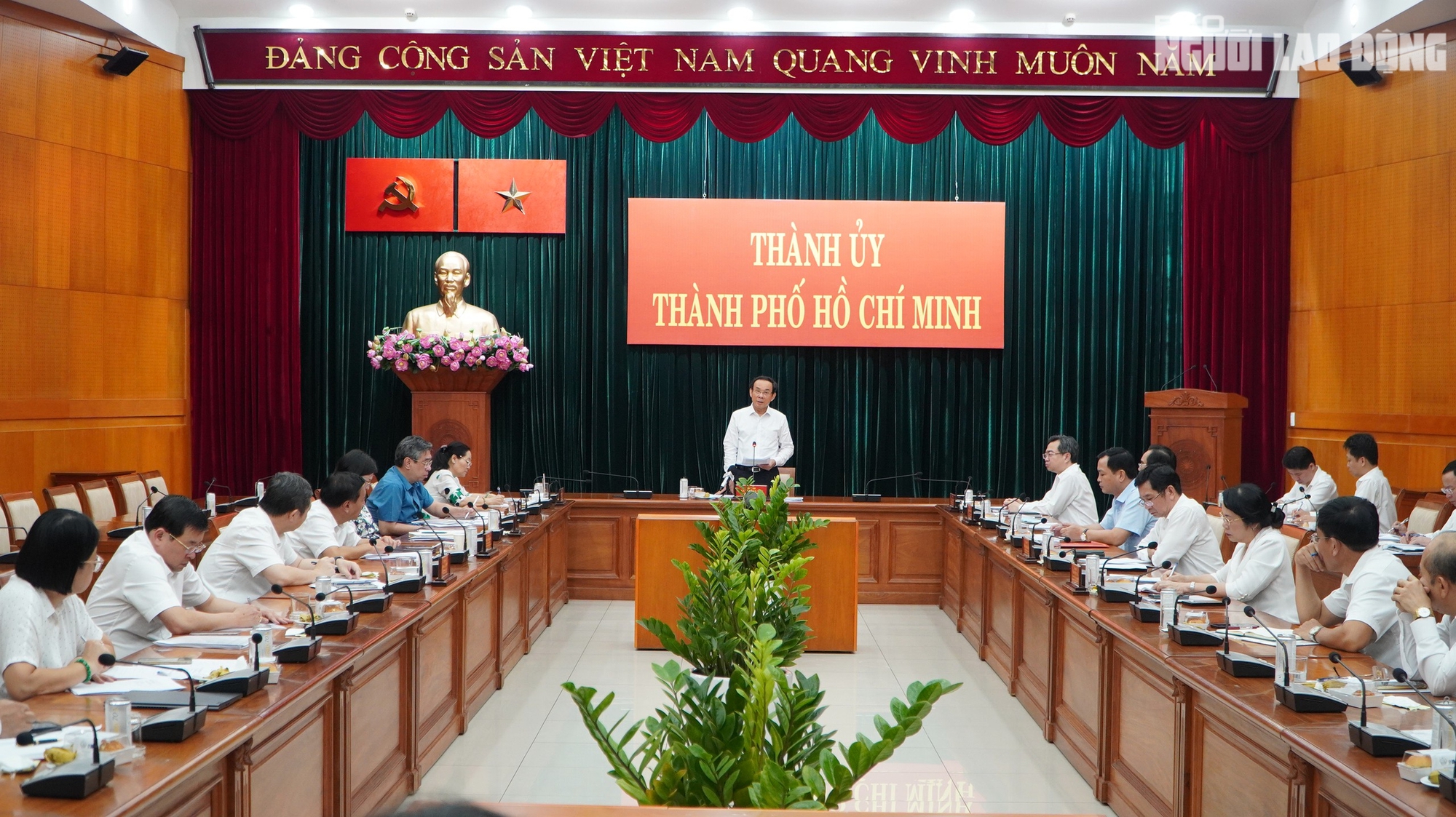 TP HCM họp đột xuất bàn về sắp xếp các phường, xã- Ảnh 1. TP HCM họp đột xuất bàn về sắp xếp các phường, xã- Ảnh 1.