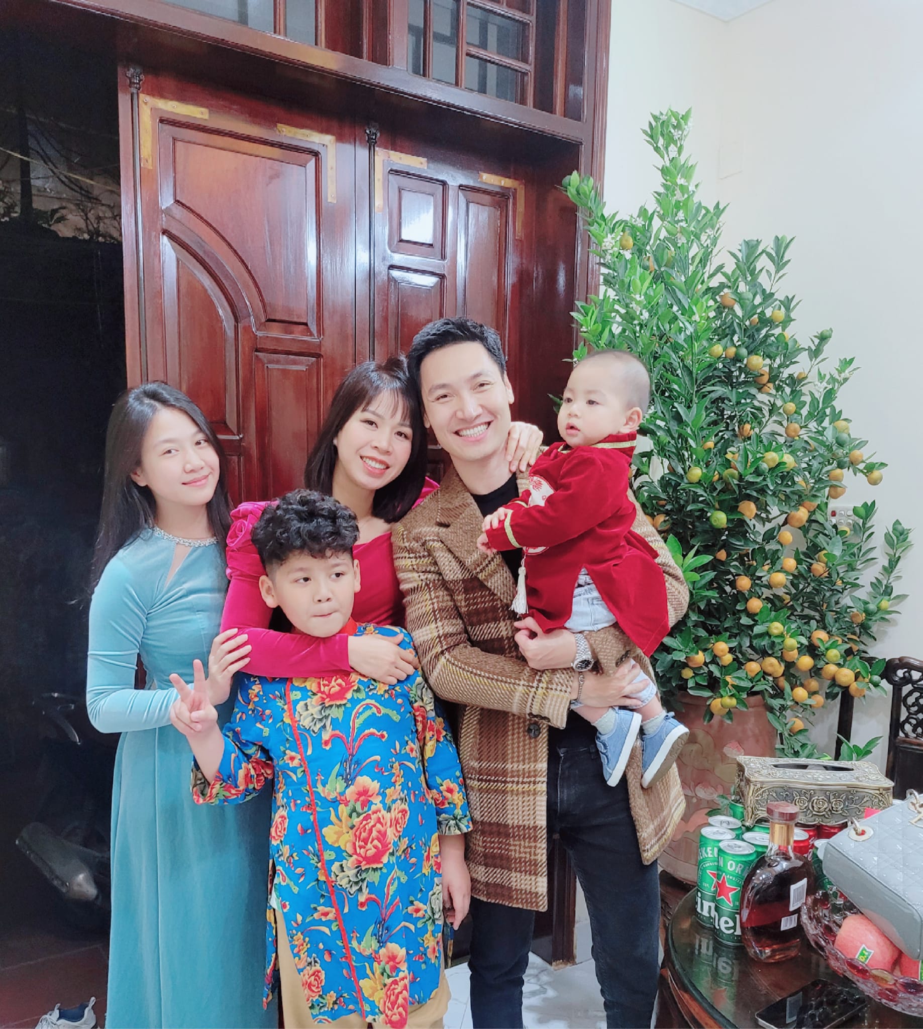 Những Những