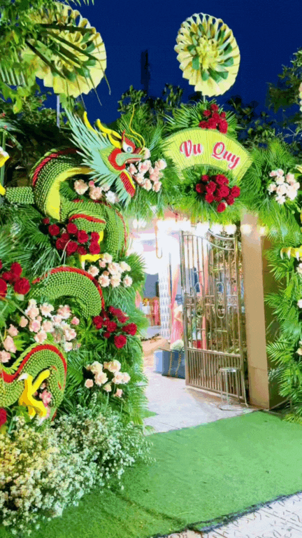 Độc lạ cổng cưới “hàng khủng” ở miền Tây gây sốt MXH: Nhìn tưởng tốn hàng trăm triệu, hóa ra cực rẻ- Ảnh 10. Độc lạ cổng cưới “hàng khủng” ở miền Tây gây sốt MXH: Nhìn tưởng tốn hàng trăm triệu, hóa ra cực rẻ- Ảnh 10.