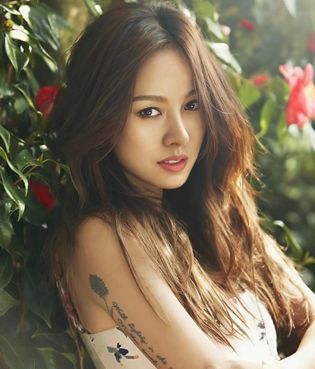 "Nữ hoàng gợi cảm" Lee Hyori gây choáng khi kiếm được 78 tỷ đồng trong 5 tháng- Ảnh 2. "Nữ hoàng gợi cảm" Lee Hyori gây choáng khi kiếm được 78 tỷ đồng trong 5 tháng- Ảnh 2.