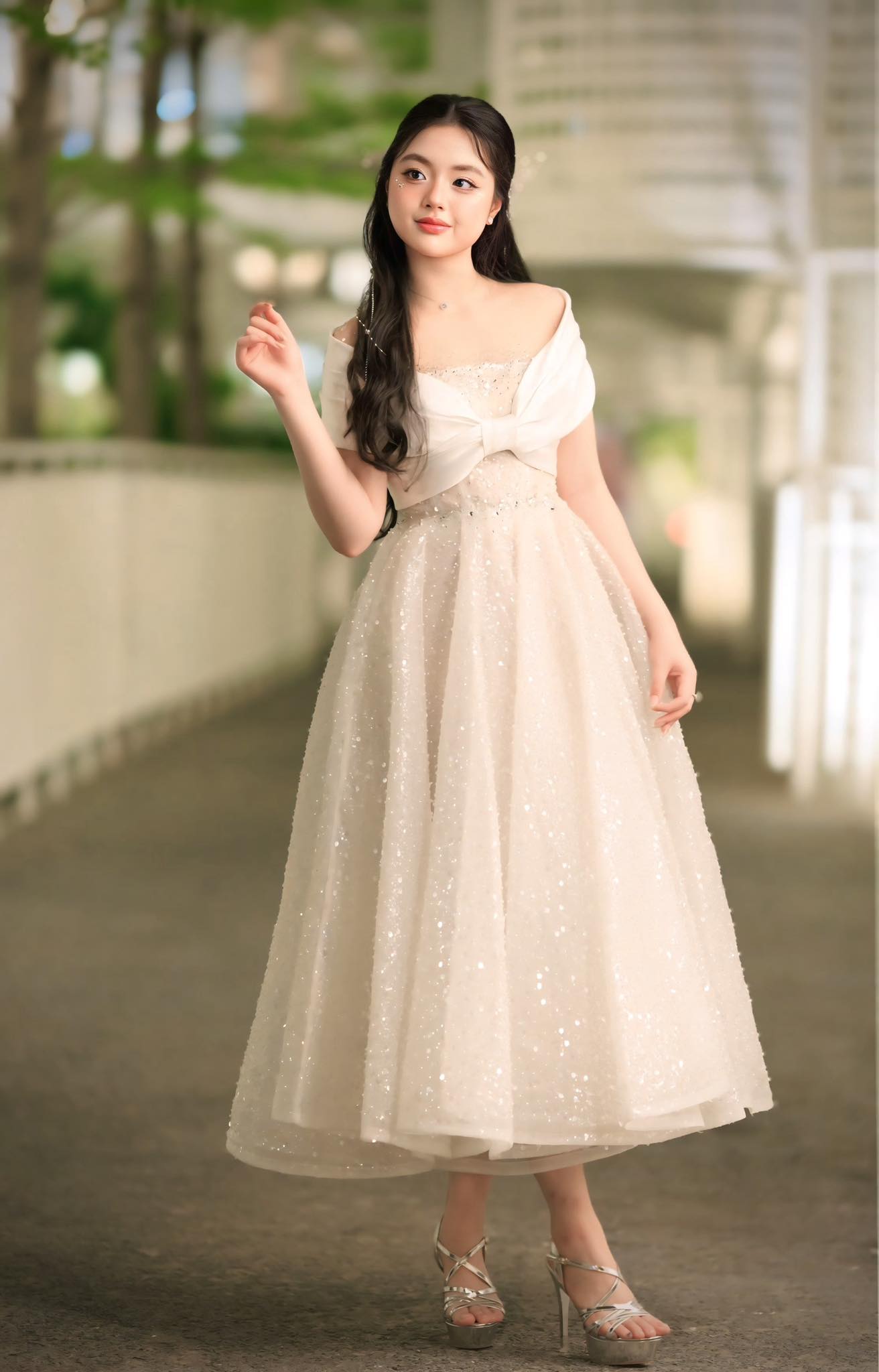 Những "công chúa mít ướt", bám bố không rời trong "Bố ơi, mình đi đâu thế?" nay thành thiếu nữ dịu dàng, được gọi là Hoa hậu nhí- Ảnh 12. Những "công chúa mít ướt", bám bố không rời trong "Bố ơi, mình đi đâu thế?" nay thành thiếu nữ dịu dàng, được gọi là Hoa hậu nhí- Ảnh 12.