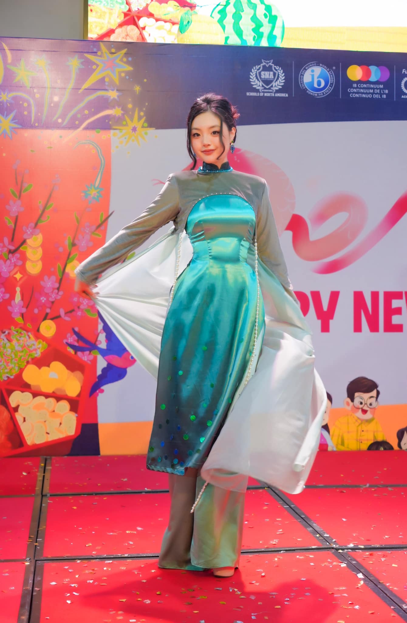 Những Những