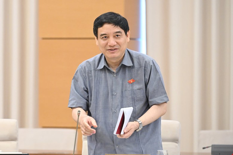Cấm giáo viên dạy thêm học sinh chính khoá, Bộ trưởng Nguyễn Kim Sơn nêu lý do- Ảnh 1. Cấm giáo viên dạy thêm học sinh chính khoá, Bộ trưởng Nguyễn Kim Sơn nêu lý do- Ảnh 1.