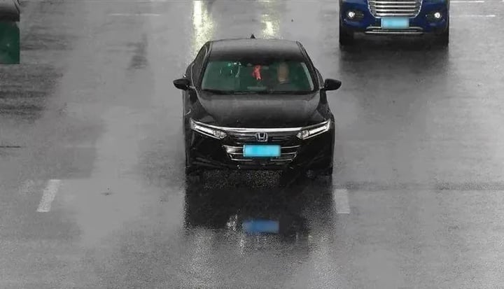 Tiết kiệm 5 triệu đồng vé bay, gã đàn ông trộm 8 ô tô trên hành trình 2.000km- Ảnh 2. Tiết kiệm 5 triệu đồng vé bay, gã đàn ông trộm 8 ô tô trên hành trình 2.000km- Ảnh 2.