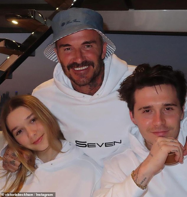 Tiểu thư Harper Beckham lớn lên xinh xuất sắc, sẽ khiến anh cả “quay xe” về với gia đình?- Ảnh 11. Tiểu thư Harper Beckham lớn lên xinh xuất sắc, sẽ khiến anh cả “quay xe” về với gia đình?- Ảnh 11.