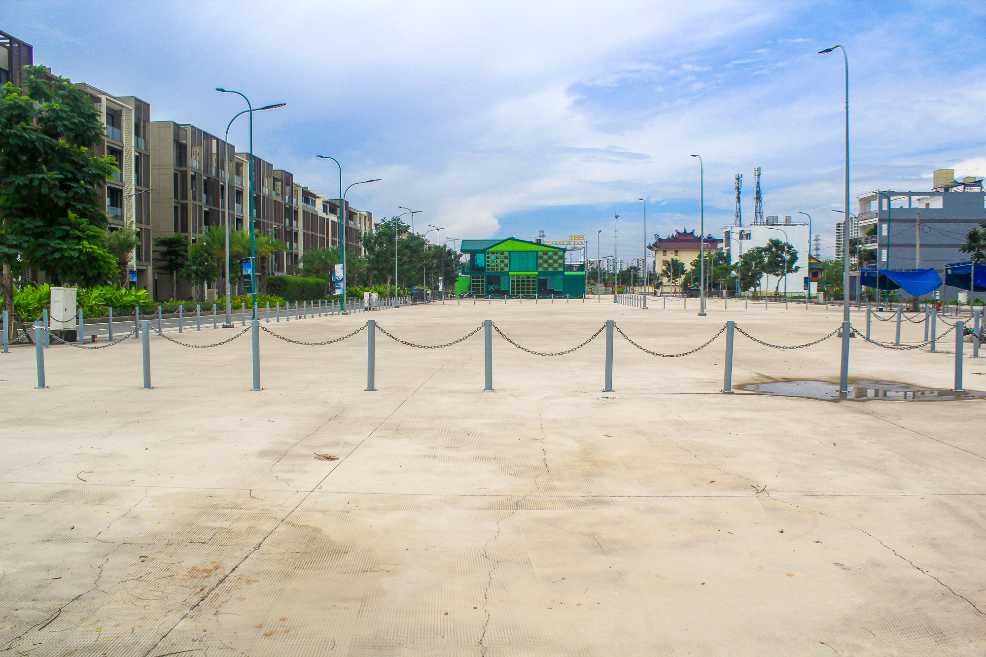 Khu đô thị có bãi đỗ xe rộng bằng công viên Đầm Sen, quảng trường chứa được 40.000 người- Ảnh 6. Khu đô thị có bãi đỗ xe rộng bằng công viên Đầm Sen, quảng trường chứa được 40.000 người- Ảnh 6.