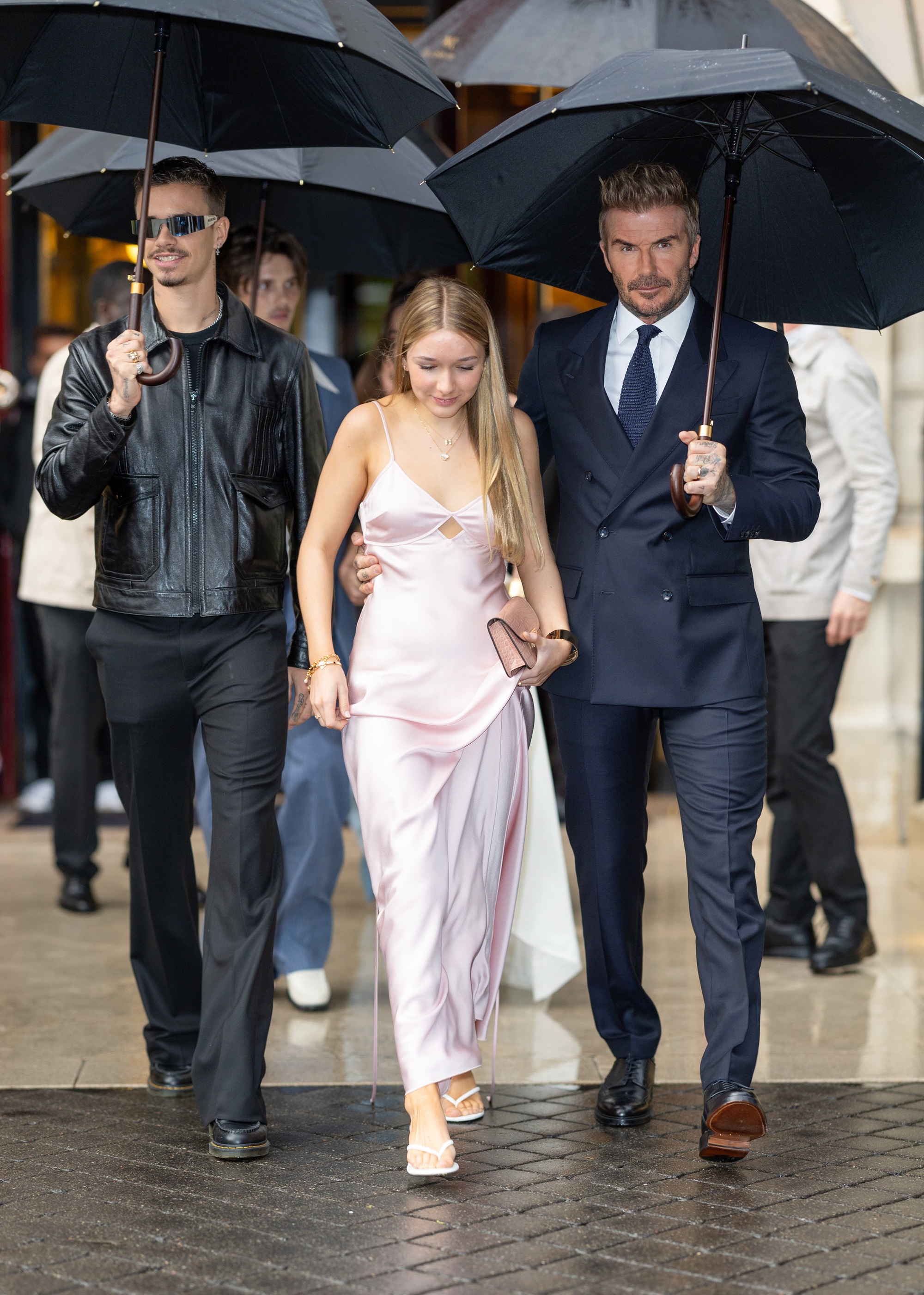 Tiểu thư Harper Beckham lớn lên xinh xuất sắc, sẽ khiến anh cả “quay xe” về với gia đình?- Ảnh 5. Tiểu thư Harper Beckham lớn lên xinh xuất sắc, sẽ khiến anh cả “quay xe” về với gia đình?- Ảnh 5.