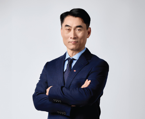 VPBank miễn nhiệm một Phó Tổng Giám đốc sau hơn 10 năm gắn bó- Ảnh 1. VPBank miễn nhiệm một Phó Tổng Giám đốc sau hơn 10 năm gắn bó- Ảnh 1.