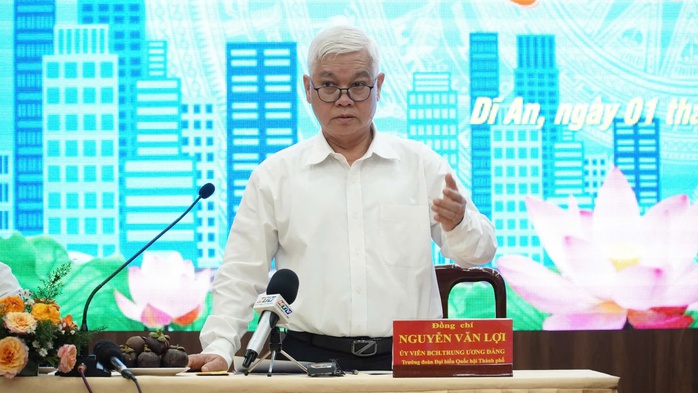 Làm việc với phường đông dân nhất, Chủ tịch UBND TP HCM nêu rõ 4 nhiệm vụ quan trọng- Ảnh 2. Làm việc với phường đông dân nhất, Chủ tịch UBND TP HCM nêu rõ 4 nhiệm vụ quan trọng- Ảnh 2.