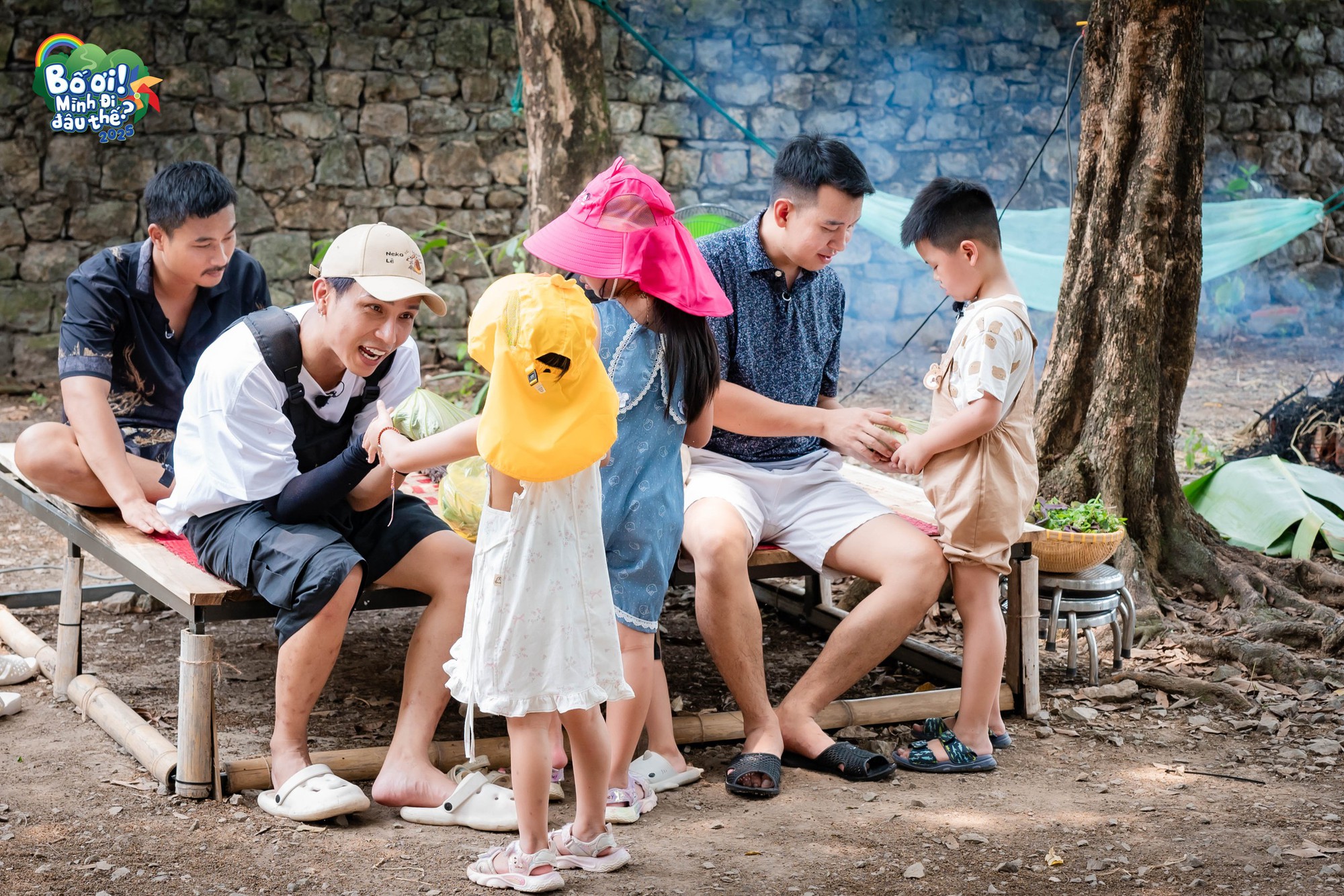 "Bố ơi mình đi đâu thế? 2025" - Tập 7: Khi chiếc điều hòa trở thành bài học đầu đời về lòng biết ơn- Ảnh 10. "Bố ơi mình đi đâu thế? 2025" - Tập 7: Khi chiếc điều hòa trở thành bài học đầu đời về lòng biết ơn- Ảnh 10.