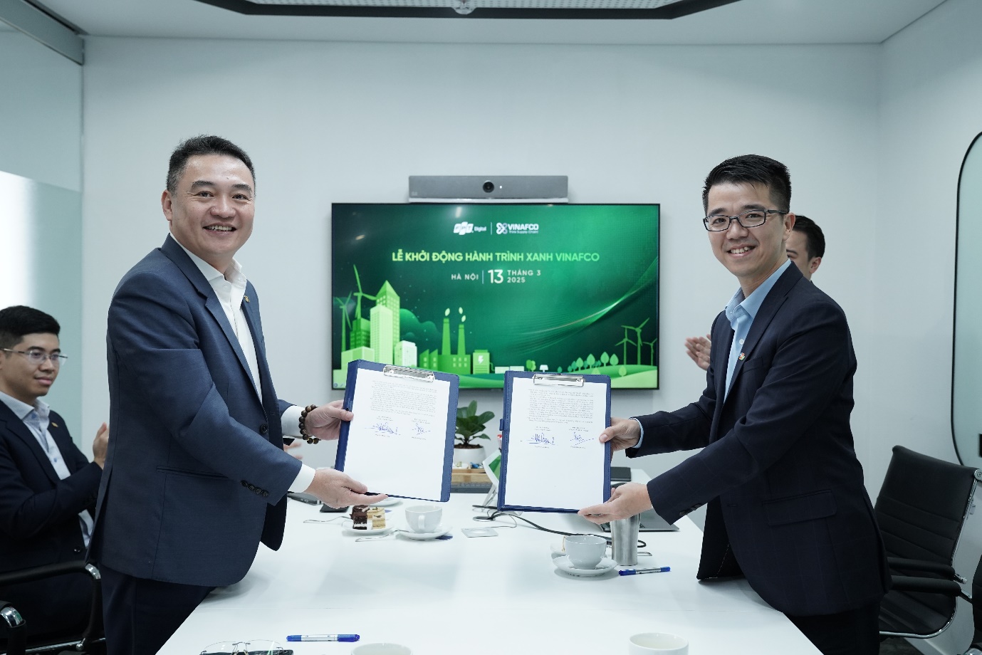 Vinafco hợp tác cùng FPT Digital phát hành Báo cáo Phát triển bền vững 2024 chuẩn GRI- Ảnh 2. Vinafco hợp tác cùng FPT Digital phát hành Báo cáo Phát triển bền vững 2024 chuẩn GRI- Ảnh 2.