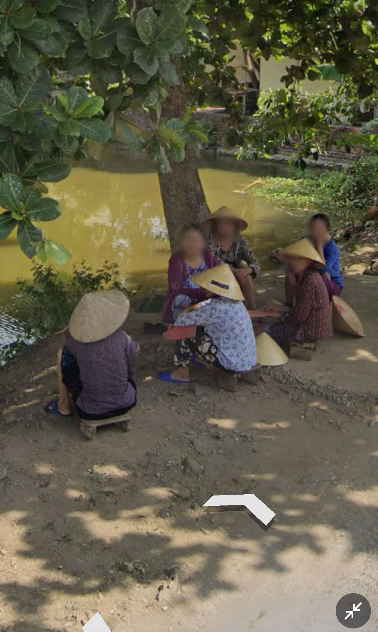 Google Maps hóa cỗ máy thời gian, thấy người thân đã mất ở ngay trước nhà: Trend này tốn nước mắt- Ảnh 6.