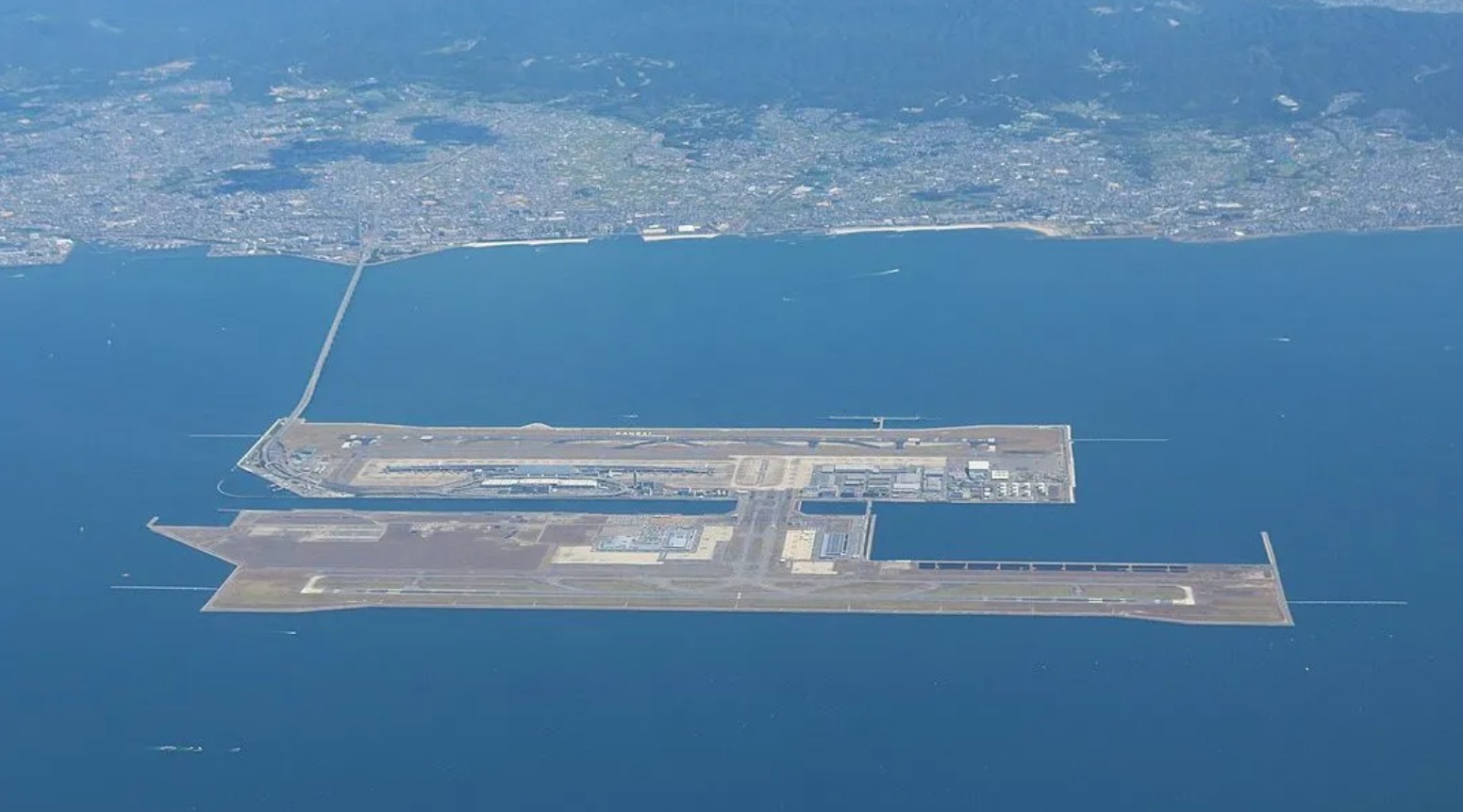 Máy bay Boeing 737 của Nhật Bản chở 191 hành khách gặp sự cố, phi công ra tín hiệu khẩn cấp- Ảnh 2.