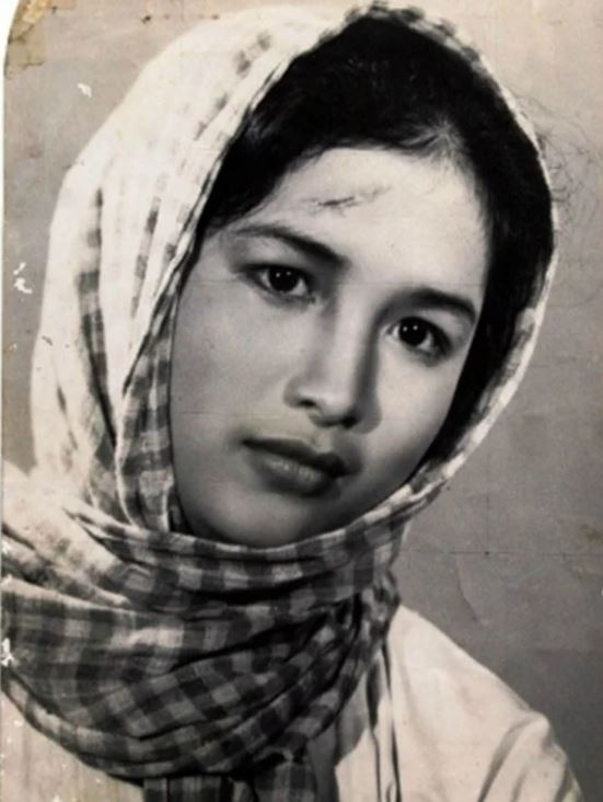 Biểu tượng nhan sắc Việt một thời có con gái cực tài giỏi, ghi dấu ấn ở quốc tế: Nhìn cách cô nuôi dạy mới thấy tầm nhìn xa!- Ảnh 1.