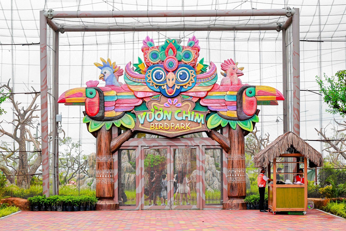Vingroup chính thức khai trương công viên và vườn thú lớn nhất miền Bắc, giảm 20% vé vào cửa trong tuần đầu tiên- Ảnh 2.