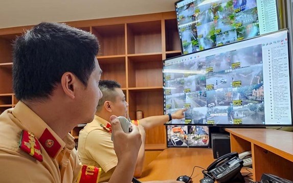 Cục trưởng Cục CSGT: Sẽ gửi thông báo vi phạm giao thông trong vòng 2 giờ- Ảnh 2. Cục trưởng Cục CSGT: Sẽ gửi thông báo vi phạm giao thông trong vòng 2 giờ- Ảnh 2.
