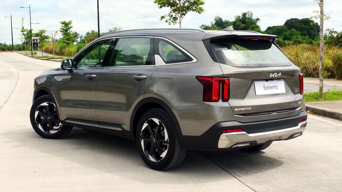 Kia Sorento giảm giá còn từ 879 triệu đồng tại đại lý, đua giá với Santa Fe nhưng VIN 2025- Ảnh 5. Kia Sorento giảm giá còn từ 879 triệu đồng tại đại lý, đua giá với Santa Fe nhưng VIN 2025- Ảnh 5.