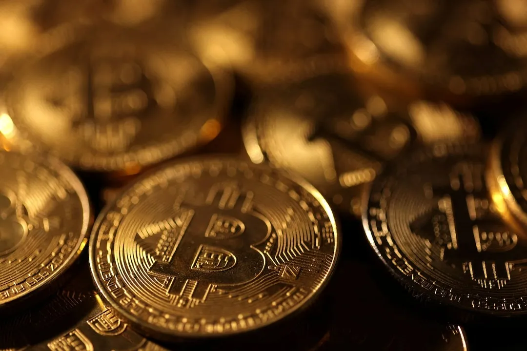 Bitcoin đắt nhất lịch sử, giá vàng và cổ phiếu nóng sốt- Ảnh 2. Bitcoin đắt nhất lịch sử, giá vàng và cổ phiếu nóng sốt- Ảnh 2.