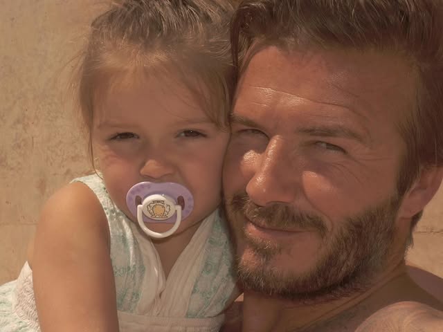 Harper Seven Beckham: Tiểu thư út được cưng chiều nay trở thành tia hy vọng mong manh cứu vớt gia đình ở tuổi 14?- Ảnh 3. Harper Seven Beckham: Tiểu thư út được cưng chiều nay trở thành tia hy vọng mong manh cứu vớt gia đình ở tuổi 14?- Ảnh 3.