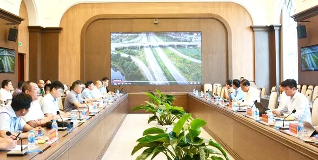 Dự án mở rộng cao tốc Yên Bái - Lào Cai sẽ hoàn thành trong năm 2026- Ảnh 1. Dự án mở rộng cao tốc Yên Bái - Lào Cai sẽ hoàn thành trong năm 2026- Ảnh 1.