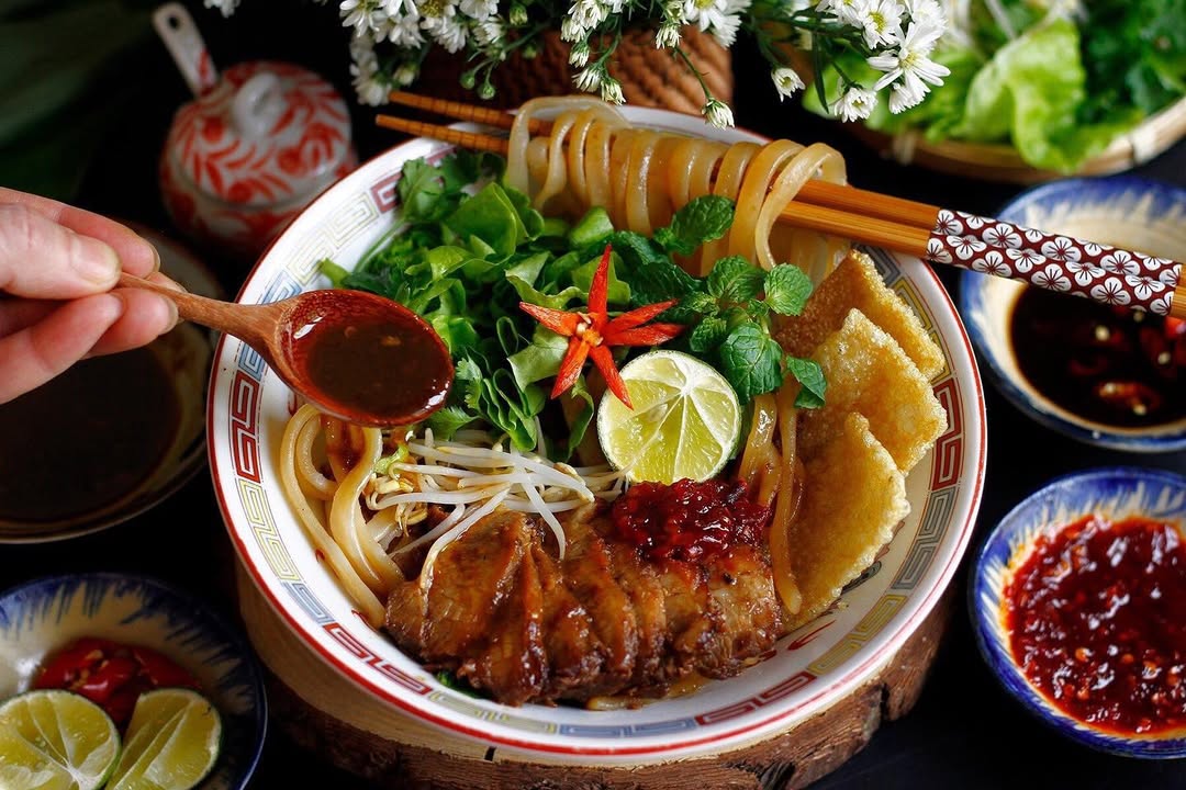 Không chỉ có biển xanh-cát trắng-nắng vàng, đến Đà Nẵng mà chưa ăn 3 món đặc sản này thì cần phải quay lại ngay thôi!- Ảnh 6. Không chỉ có biển xanh-cát trắng-nắng vàng, đến Đà Nẵng mà chưa ăn 3 món đặc sản này thì cần phải quay lại ngay thôi!- Ảnh 6.