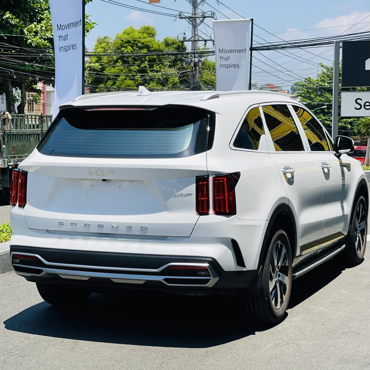 Kia Sorento giảm giá còn từ 879 triệu đồng tại đại lý, đua giá với Santa Fe nhưng VIN 2025- Ảnh 3. Kia Sorento giảm giá còn từ 879 triệu đồng tại đại lý, đua giá với Santa Fe nhưng VIN 2025- Ảnh 3.