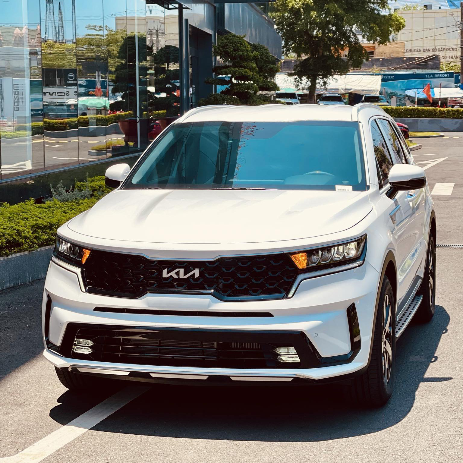 Kia Sorento giảm giá còn từ 879 triệu đồng tại đại lý, đua giá với Santa Fe nhưng VIN 2025- Ảnh 2. Kia Sorento giảm giá còn từ 879 triệu đồng tại đại lý, đua giá với Santa Fe nhưng VIN 2025- Ảnh 2.