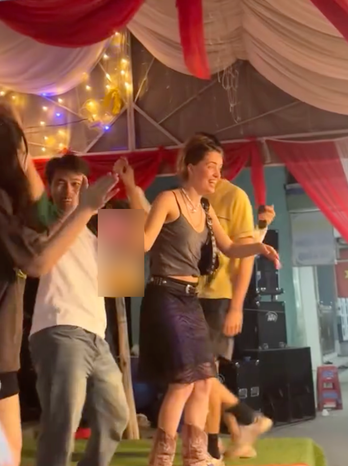 Khách Tây “về nước kể không ai tin” khi bị người miền Tây lôi kéo vào địa điểm này- Ảnh 5. Khách Tây “về nước kể không ai tin” khi bị người miền Tây lôi kéo vào địa điểm này- Ảnh 5.