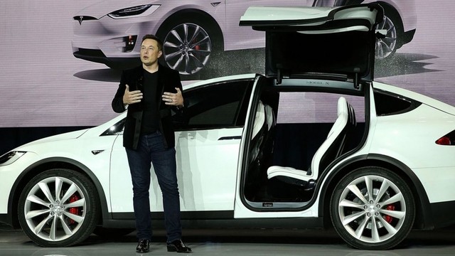Hội đồng quản trị Tesla cần hành động ngay, Elon Musk đã 'đi quá xa'!- Ảnh 1. Hội đồng quản trị Tesla cần hành động ngay, Elon Musk đã 'đi quá xa'!- Ảnh 1.