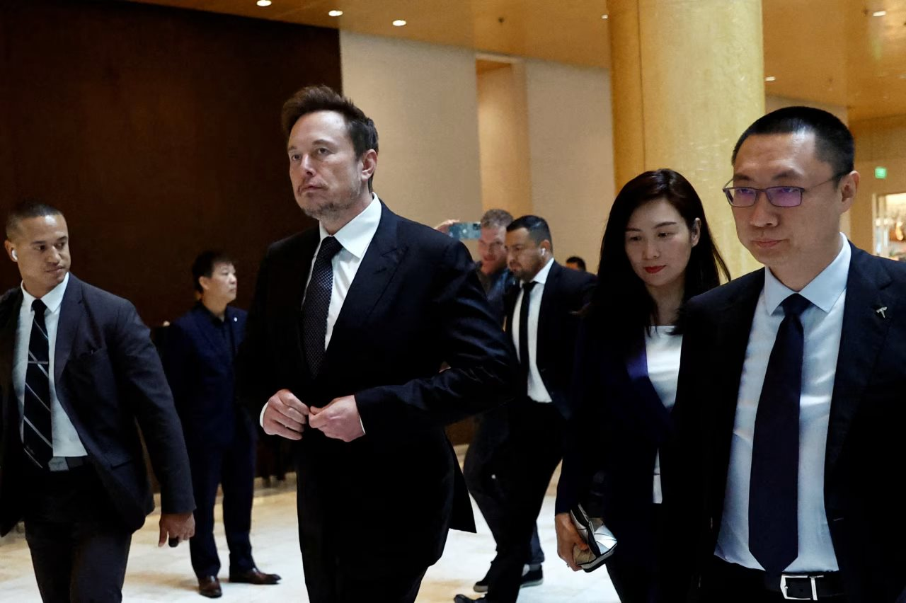 Chatbot Grok nổi loạn sau khi Elon Musk can thiệp, hướng dẫn đột nhập nhà ở, tấn công người dùng- Ảnh 2. Chatbot Grok nổi loạn sau khi Elon Musk can thiệp, hướng dẫn đột nhập nhà ở, tấn công người dùng- Ảnh 2.