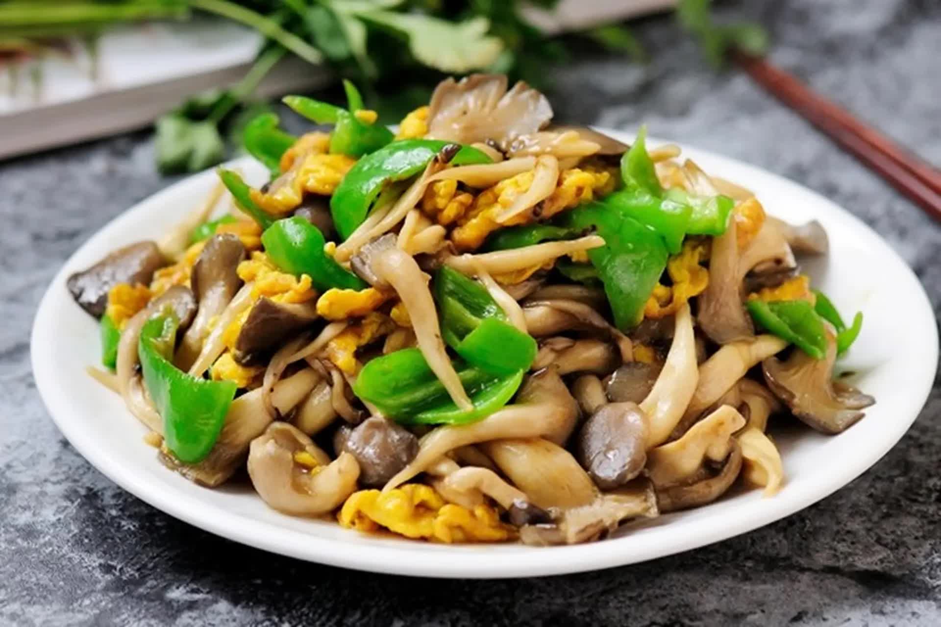 Phụ nữ sau tuổi 20 nên ăn sáng với ít nhất 1 trong 5 món sau để cơ thể 
