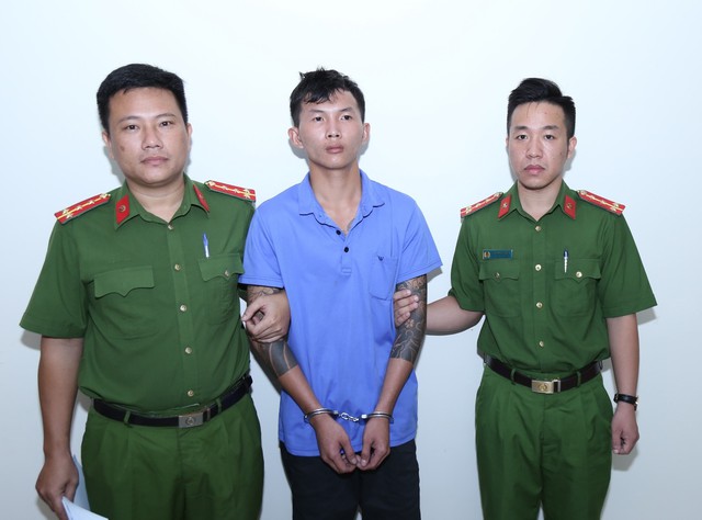 Tạm giữ hình sự đối tượng Hoàng Thành Công- Ảnh 2. Tạm giữ hình sự đối tượng Hoàng Thành Công- Ảnh 2.