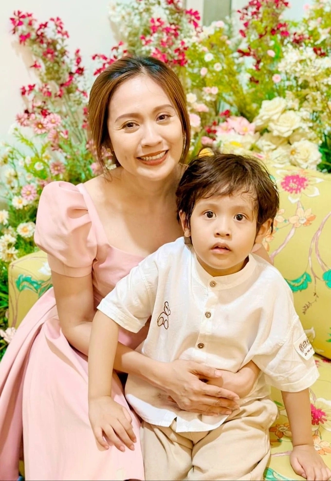 Con trai bị tăng động giảm chú ý, vợ chồng Đức Thịnh - Thanh Thuỷ gác lại mọi công việc để chăm con- Ảnh 7. Con trai bị tăng động giảm chú ý, vợ chồng Đức Thịnh - Thanh Thuỷ gác lại mọi công việc để chăm con- Ảnh 7.