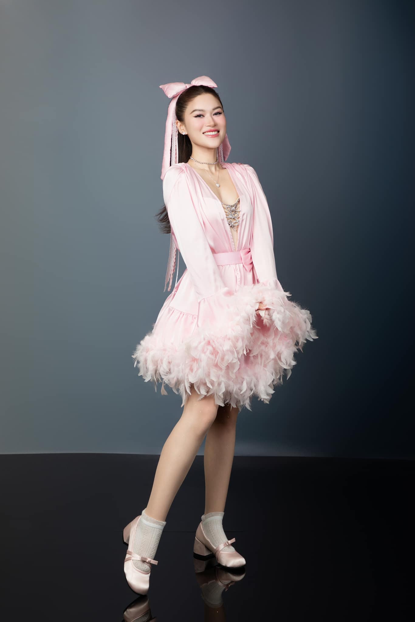 Tiểu thư 7000 tỷ Ngọc Thanh Tâm tập gì mà đi cày hùng hục, làm nông khỏe re trong Tiểu thư 7000 tỷ Ngọc Thanh Tâm tập gì mà đi cày hùng hục, làm nông khỏe re trong