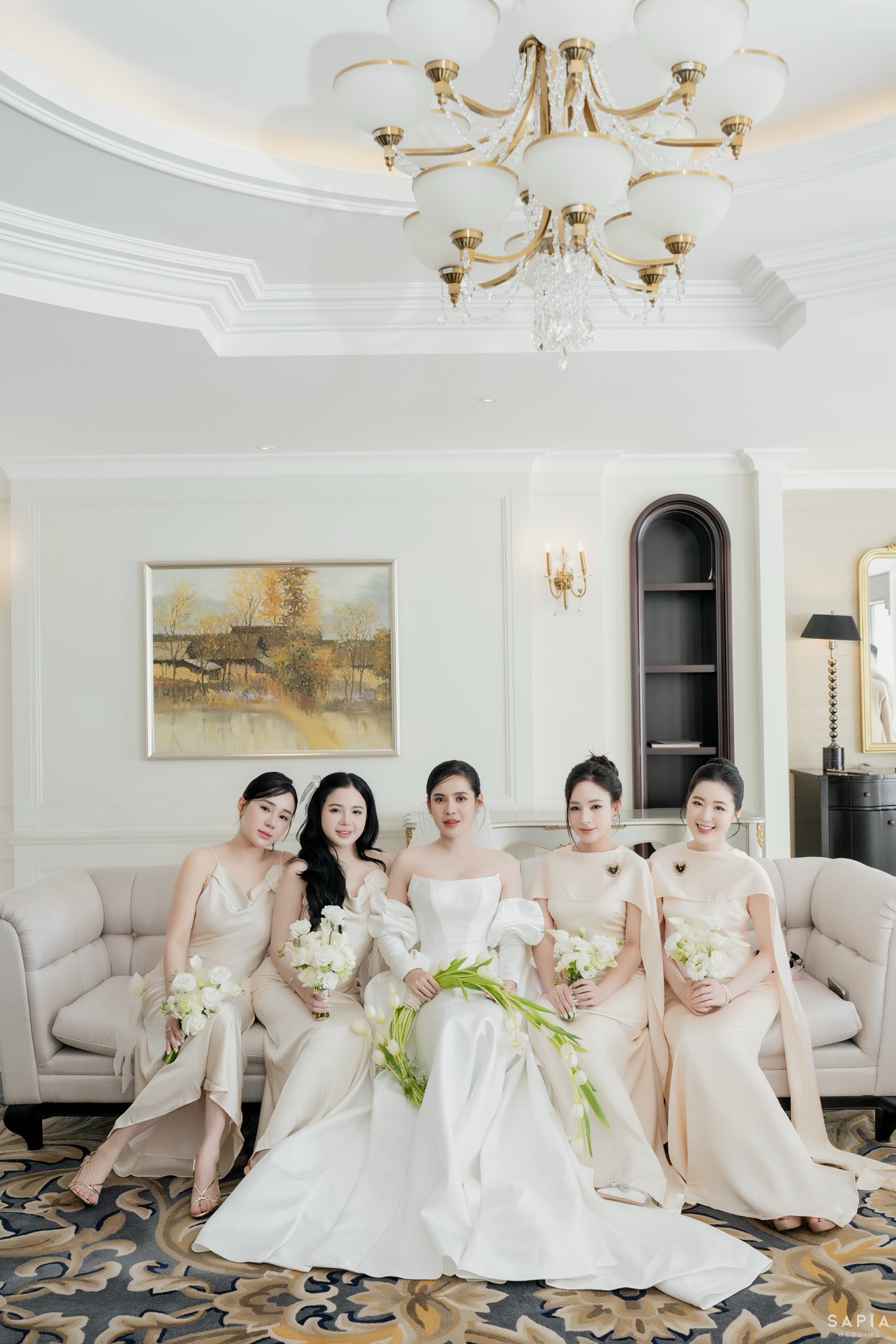 Sốc visual dàn phù rể giá hơn 30 tỷ trong đám cưới xa hoa của trung vệ ĐT Việt Nam và mẹ đơn thân- Ảnh 12. Sốc visual dàn phù rể giá hơn 30 tỷ trong đám cưới xa hoa của trung vệ ĐT Việt Nam và mẹ đơn thân- Ảnh 12.