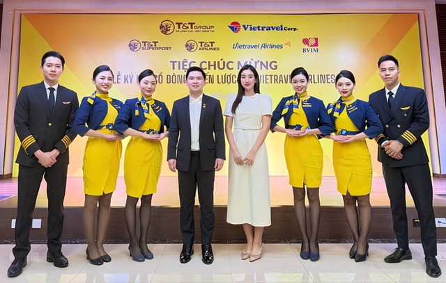 Chủ tịch Vietravel Airlines: Nếu chỉ ngồi và chờ thăng tiến thì những người xung quanh sẽ cảm thấy không công bằng- Ảnh 1. Chủ tịch Vietravel Airlines: Nếu chỉ ngồi và chờ thăng tiến thì những người xung quanh sẽ cảm thấy không công bằng- Ảnh 1.