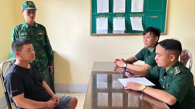Triệt phá đường dây vận chuyển hơn 2,3 tạ bạc tinh khiết qua biên giới- Ảnh 1. Triệt phá đường dây vận chuyển hơn 2,3 tạ bạc tinh khiết qua biên giới- Ảnh 1.