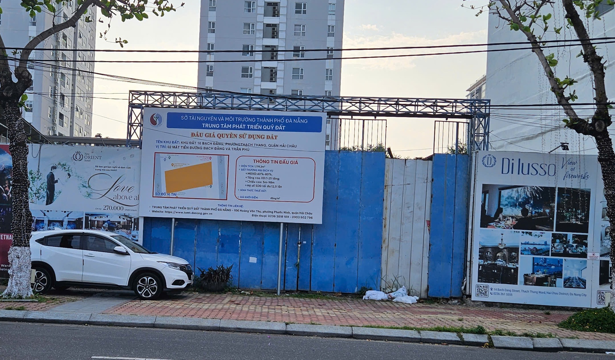 Khu đất hai mặt tiền ven sông Hàn - Đà Nẵng đấu giá cao bất ngờ- Ảnh 1. Khu đất hai mặt tiền ven sông Hàn - Đà Nẵng đấu giá cao bất ngờ- Ảnh 1.