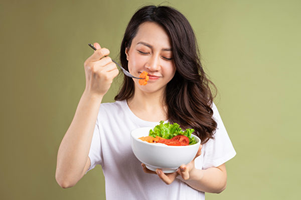Phụ nữ sau tuổi 20 nên ăn sáng với ít nhất 1 trong 5 món sau để cơ thể 