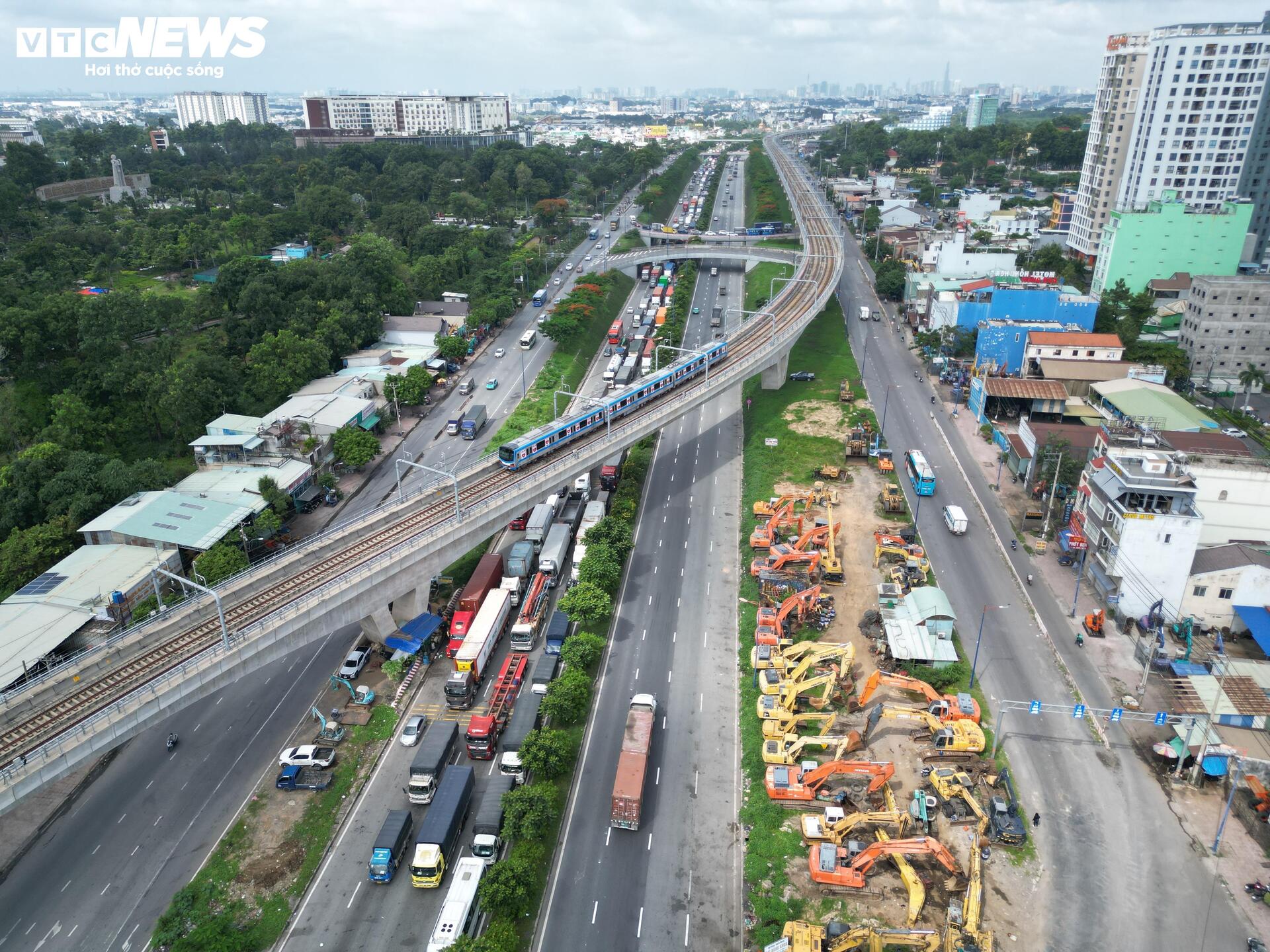 Cận cảnh tuyến Metro sẽ nối khu công nghiệp lớn nhất nước với trung tâm TP.HCM- Ảnh 4. Cận cảnh tuyến Metro sẽ nối khu công nghiệp lớn nhất nước với trung tâm TP.HCM- Ảnh 4.